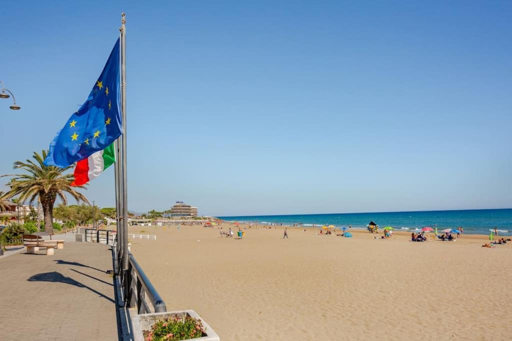 Casa Al Mare - Lido Διαμέρισμα Terracina Εξωτερικό φωτογραφία